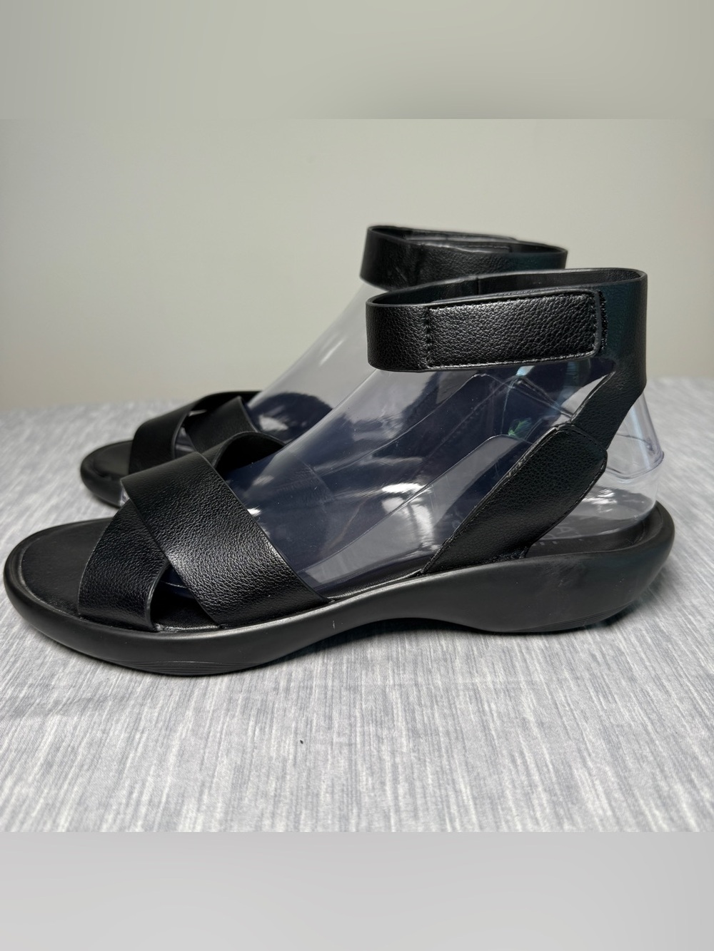 Naturalizer Genn-Climb Black Crossband Open Toe Ankle Strap Sandals Size 9 - Picture 4 of 12